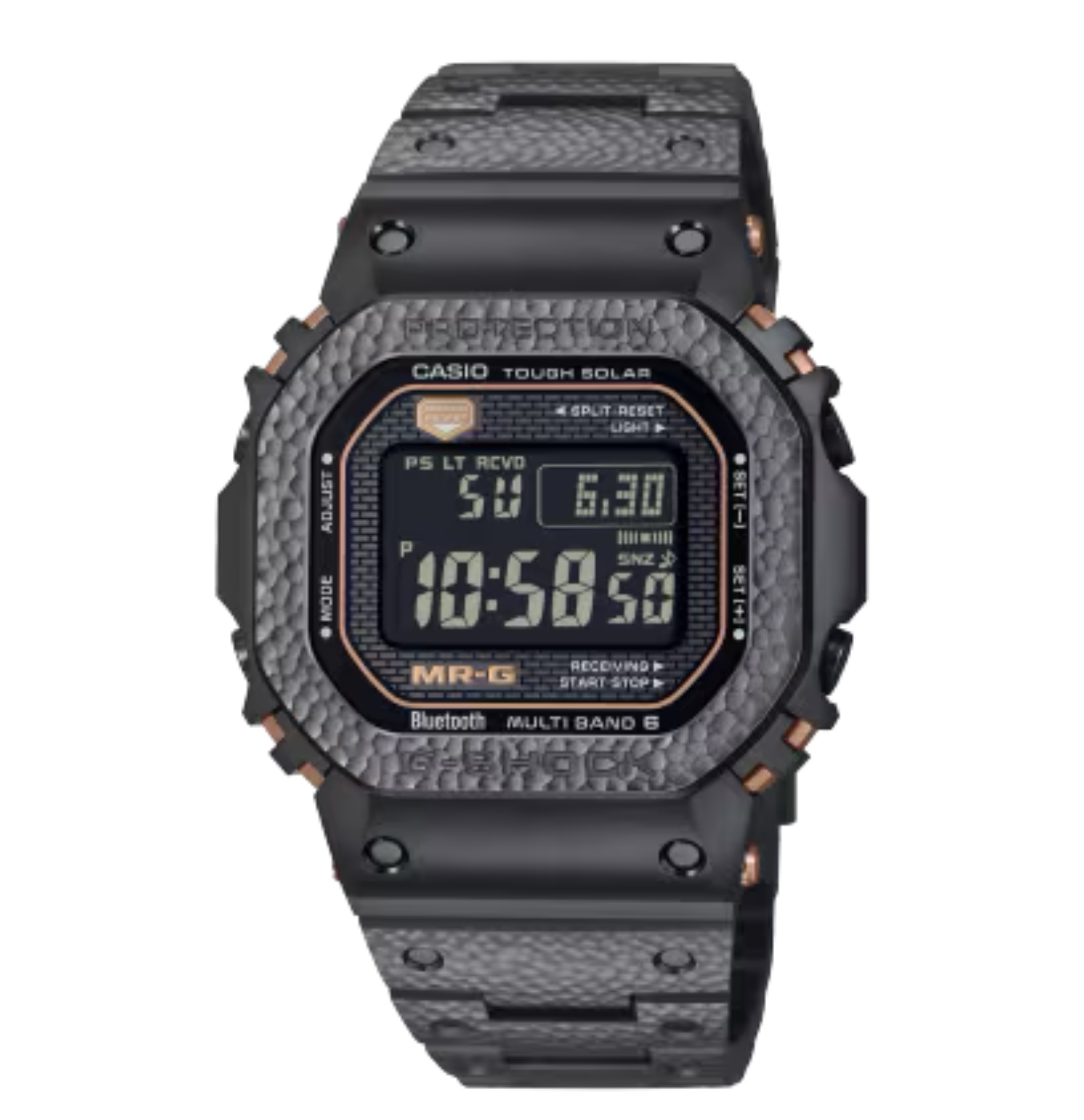 世界限定500本シリアルナンバー入り<br />
<br />
G-SHOCKの最上級ラインMR-Gから、ベゼルとバンドに職人が一つひとつ手作業で鎚起（ついき）*を施した特別仕様の限定モデルです。<br />
ベゼルとバンドにすべて手作業で鎚目を打ち込んだ鎚起を採用<br />
<br />
ケースサイズ（縦×横×厚さ）：49.4 × 43.2 × 12.9 mm<br />
<br />
質量：112 g<br />
<br />
ケース・ベゼル材質：チタン<br />
<br />
バンド：メタルバンド（チタン）<br />
無垢バンド<br />
タイトロック機構付き中留<br />
<br />
構造：耐衝撃構造（ショックレジスト）<br />
<br />
防水性：20気圧防水<br />
<br />
時刻修正<br />
電波時計 日本・北米・ヨーロッパ・中国地域対応 MULTIBAND6<br />
Bluetooth：スマートフォンと接続し時刻を自動修正<br />
使用電源・電池寿命：タフソーラー（ソーラー充電システム）<br />
<br />
ガラス：内面反射防止コーティングサファイアガラス<br />
<br />
裏蓋：スクリューバック<br />
<br />
表面加工：DLC処理<br />
