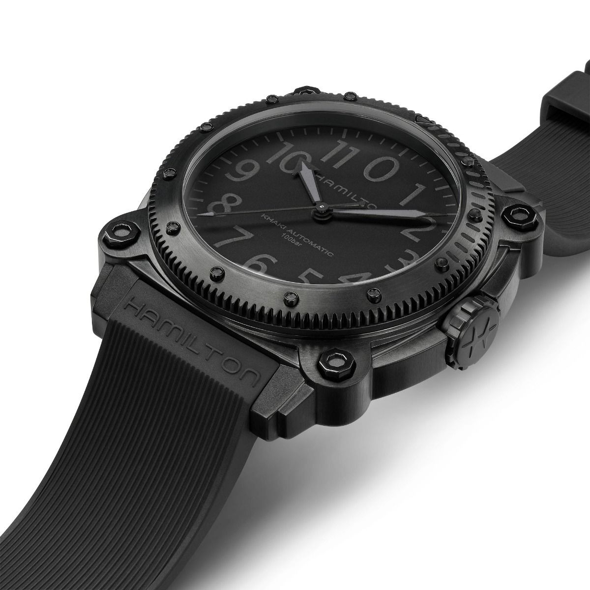 カーキ ネイビー ビロウ ゼロ 46mm ブラック H78505330