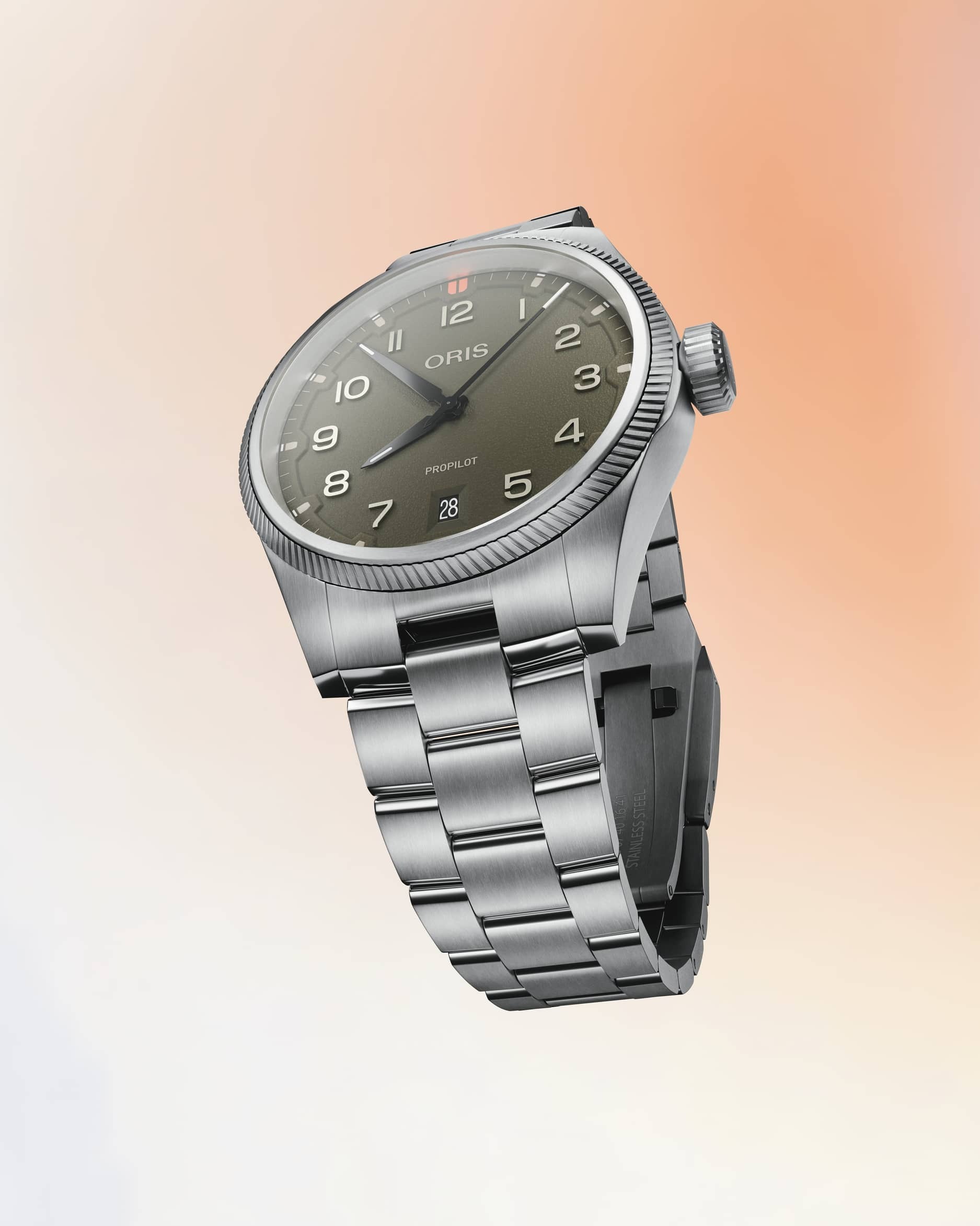 プロパイロット デイト 41mm  グリーン 01 733 7805 4167-07 8 20 04LC