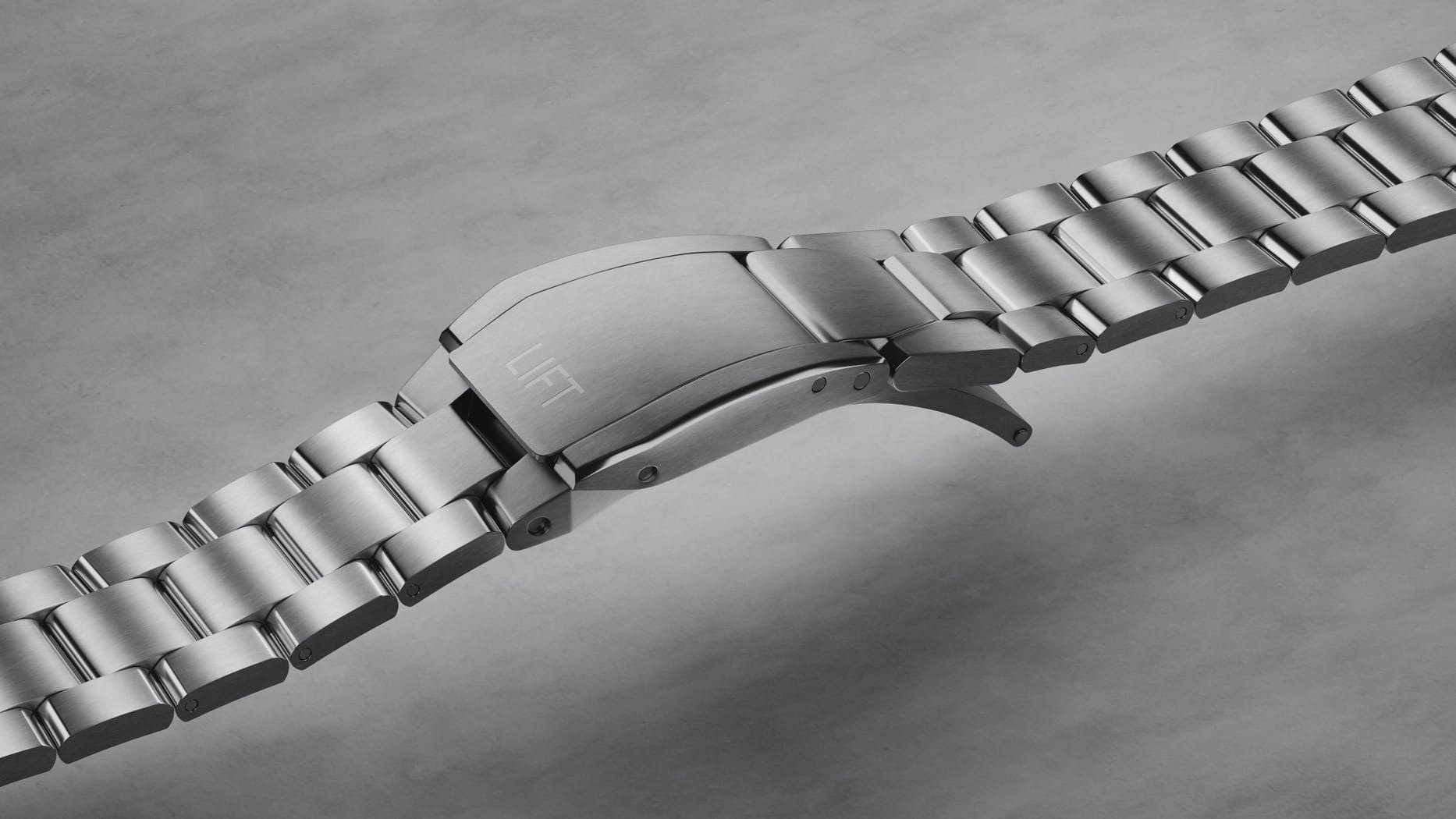 プロパイロット デイト 41mm ブラック 01 733 7805 4164-07 8 20 04LC