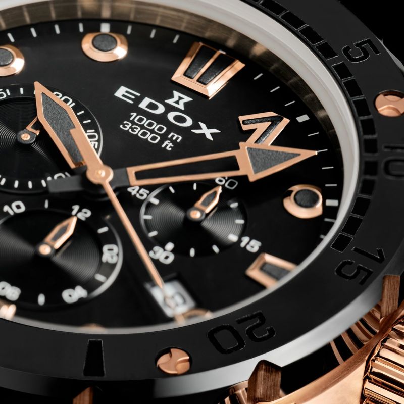  クロノオフショア1 クロノグラフ  45mm  ブラック  10242-TINR-NIR