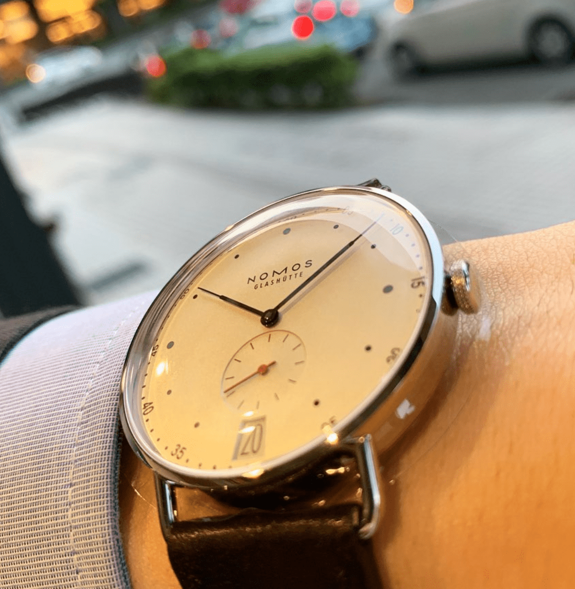 NOMOS GLASHÜTTE ノモス　nomos メトロ　MT1B4W2 ドイツ時計　レディース腕時計 メンズ腕時計　高級時計　機械式時計　機械式腕時計　腕時計　時計　ミニマリズム　シンプル　デザイン　可愛い　