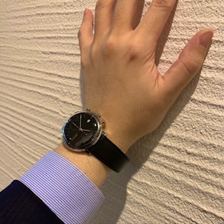 JUNGHANS　ユンハンス　ドイツ　自動巻　機械式　 クロノグラフ　レザー　ブラック　黒文字盤　シンプル　ビジネス　普段使い　ユニセックス　おしゃれ　クラシック　マックスビル　クロノスコープ