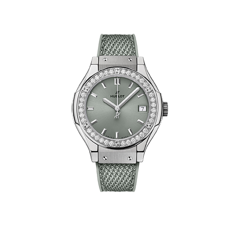 581.NX.891G.NR.1104 CLASSIC FUSION TITANIUM SAGE GREEN DIAMOND クラシック・フュージョン チタニウム セージグリーン ダイヤモンド ウブロ　HUBLOT 婦人　婦人時計　レディース　レディースウォッチ　高級時計　Ladies時計　レディースモデル　横浜髙島屋　高島屋横浜　横浜高島屋　高島屋横浜　yokohamatakashimaya takashimayayokohama yokohama ヨコタカ　横浜駅　横浜　横浜西口　ヨコハマタカシマヤ　タカシマヤ　時計売場　時計　正規品　正規販売店　神奈川県