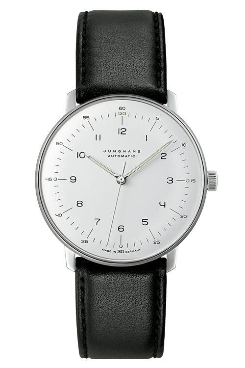 JUNGHANS（ユンハンス）は、1861年創業のドイツ・シュランベルクに本拠を構える名門時計ブランド。バウハウスの精神を継承し、機能美と合理性を極めたデザインで世界中の時計愛好家を魅了してきました。シンプルでありながら独自の存在感を放つマックス・ビルをはじめ、フォーム、マイスター、1972シリーズなど、多彩なコレクションに共通するのは“ドイツらしい誠実なものづくり”への徹底したこだわり。精密なムーブメントと洗練された造形が調和するユンハンスの腕時計は、世代を超えて長く愛される機械式腕時計です。東京でユンハンスの時計をお探しなら、正規販売店・阪急メンズ東京 FORTUNE TIMEへ。都内でも有数の充実した展示数を誇り、クラシックからモダンまで幅広いラインナップをご覧いただけます。