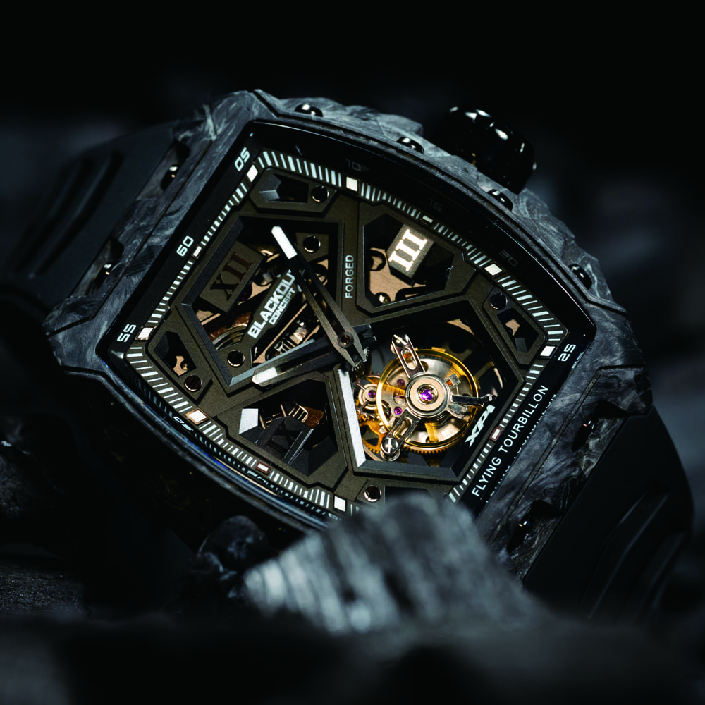 「BLACKOUT WATCHES XP1 Tourbillonが登場｜初めてのトゥールビヨンでも安心できるデザインとクオリティ」