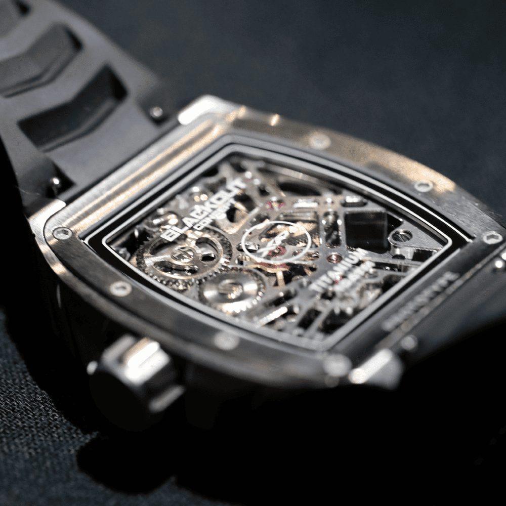 XP1 Tourbillon Titanium Orange / BOXP1TBTIOR「日本初登場のBLACKOUT WATCHES｜デザイン性抜群のスイス製トゥールビヨンが若年層から注目を集める」