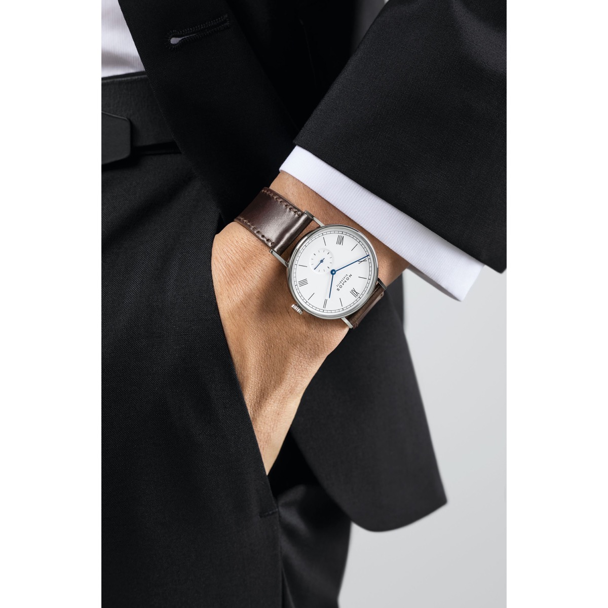 NOMOS（ノモス） FORTUNE TIME 阪急メンズ東京 東京・有楽町 品番237 商品画像3