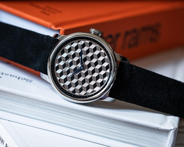 アーティスティッククラフトライン エクセレンス ギョーシェ　限定　 LE66237AA52BVA34 ルイエラール　louis erard 高級時計　メンズ腕時計　おすすめ　