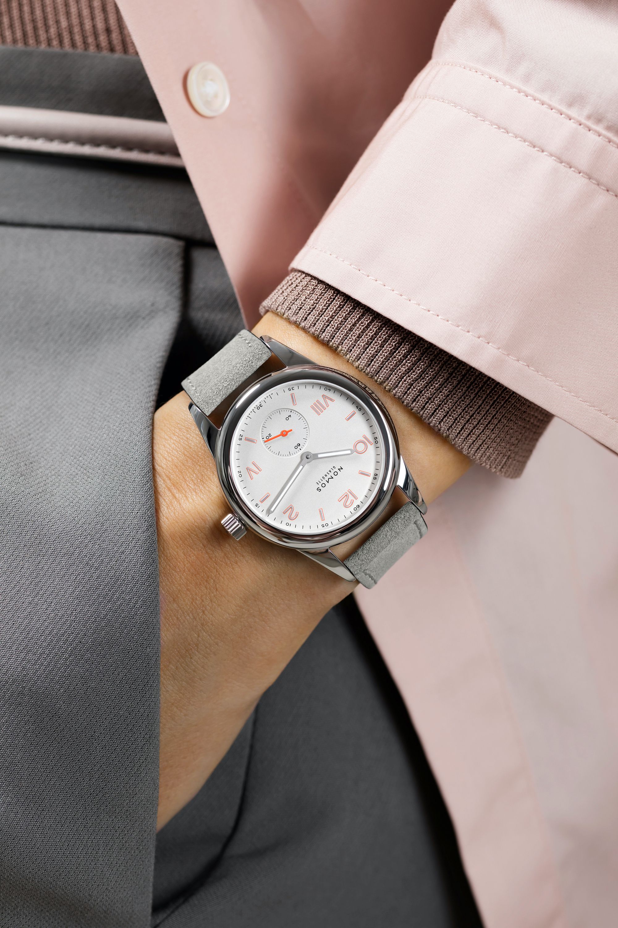 NOMOS クラブ キャンパス 着用画像1 NOMOSGLASHÜTTE＋FORTUNE TIME 表参道ヒルズ店