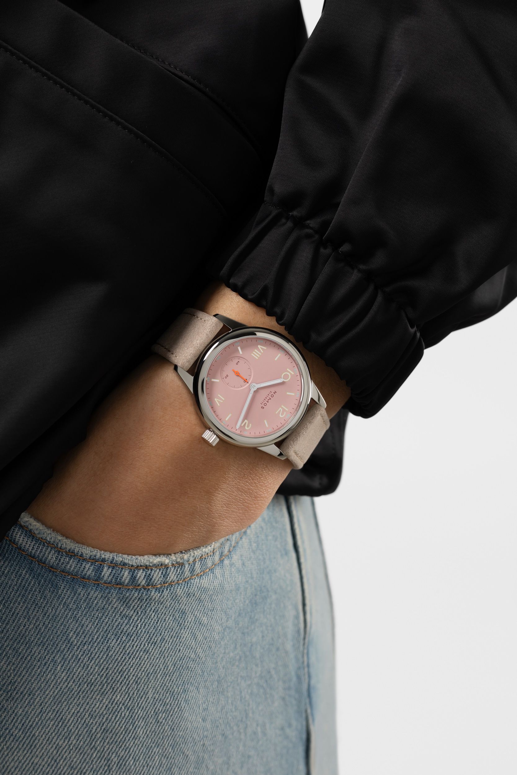 NOMOS クラブ キャンパス フルローズ 着用画像 NOMOSGLASHÜTTE＋FORTUNE TIME 表参道ヒルズ店