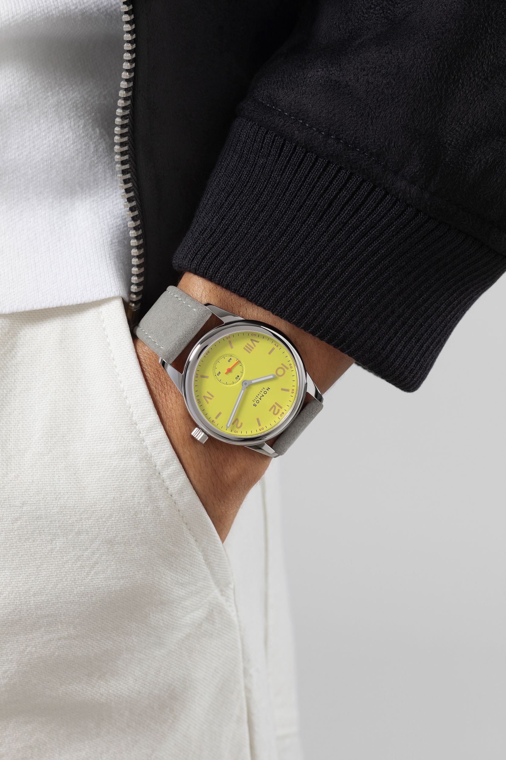 NOMOS クラブ 38 キャンパス スターライト 着用画像 NOMOSGLASHÜTTE＋FORTUNE TIME 表参道ヒルズ店
