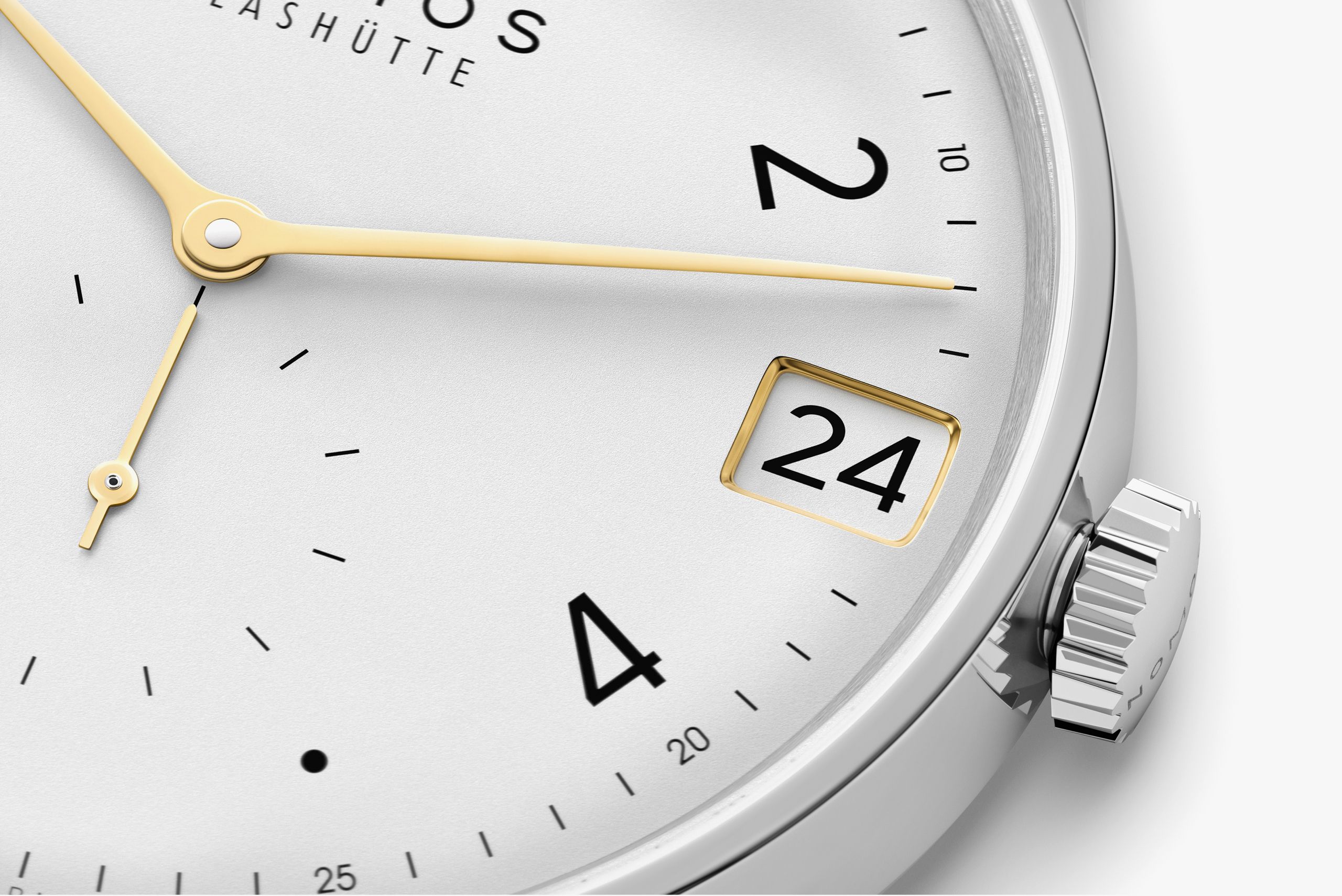 NOMOS ミニマティック 39 デイト ゴールド アップ画像 NOMOSGLASHÜTTE＋FORTUNE TIME 表参道ヒルズ店