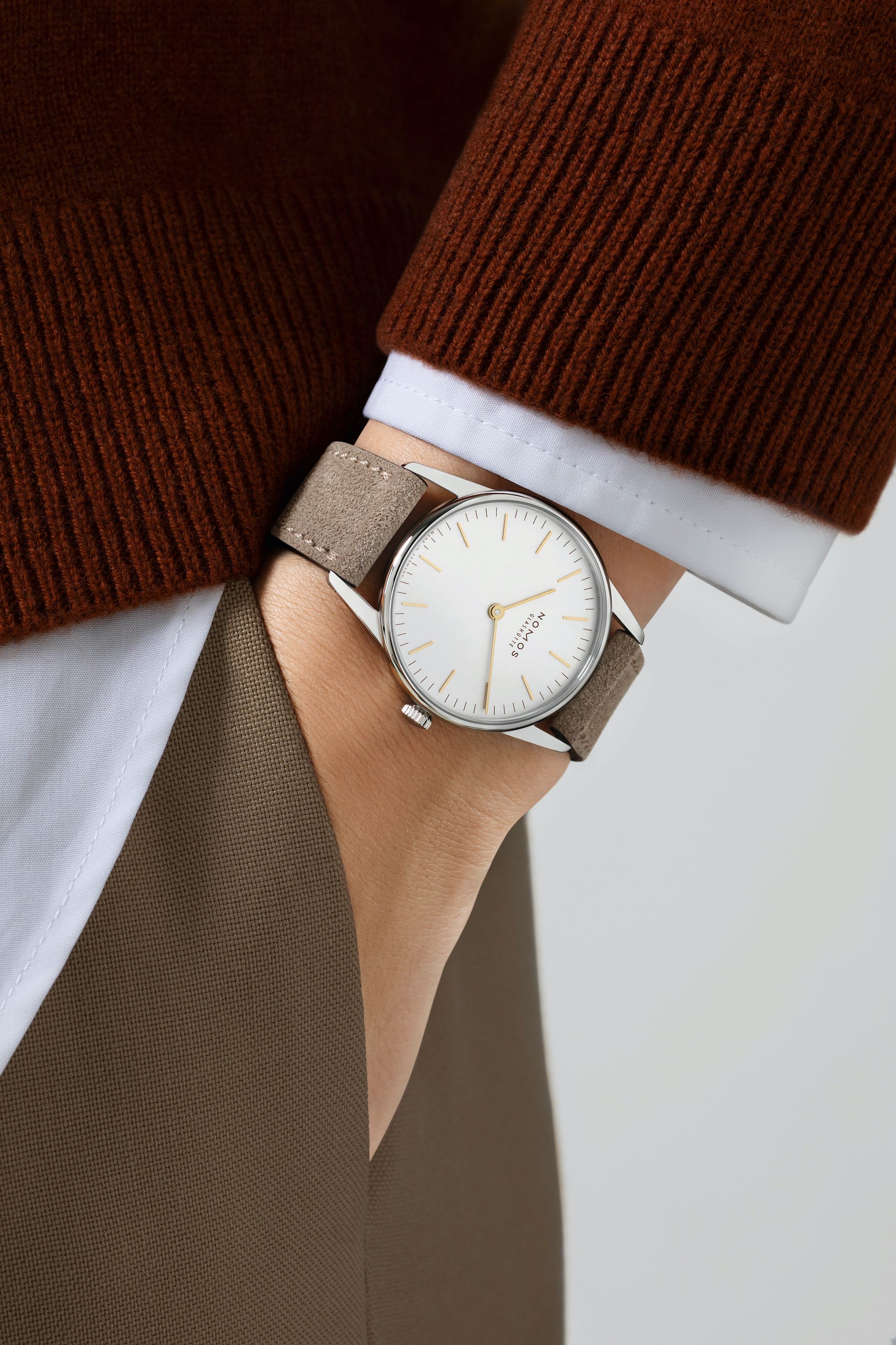 NOMOS 33 duo doré 着用画像 NOMOSGLASHÜTTE＋FORTUNE TIME 表参道ヒルズ店