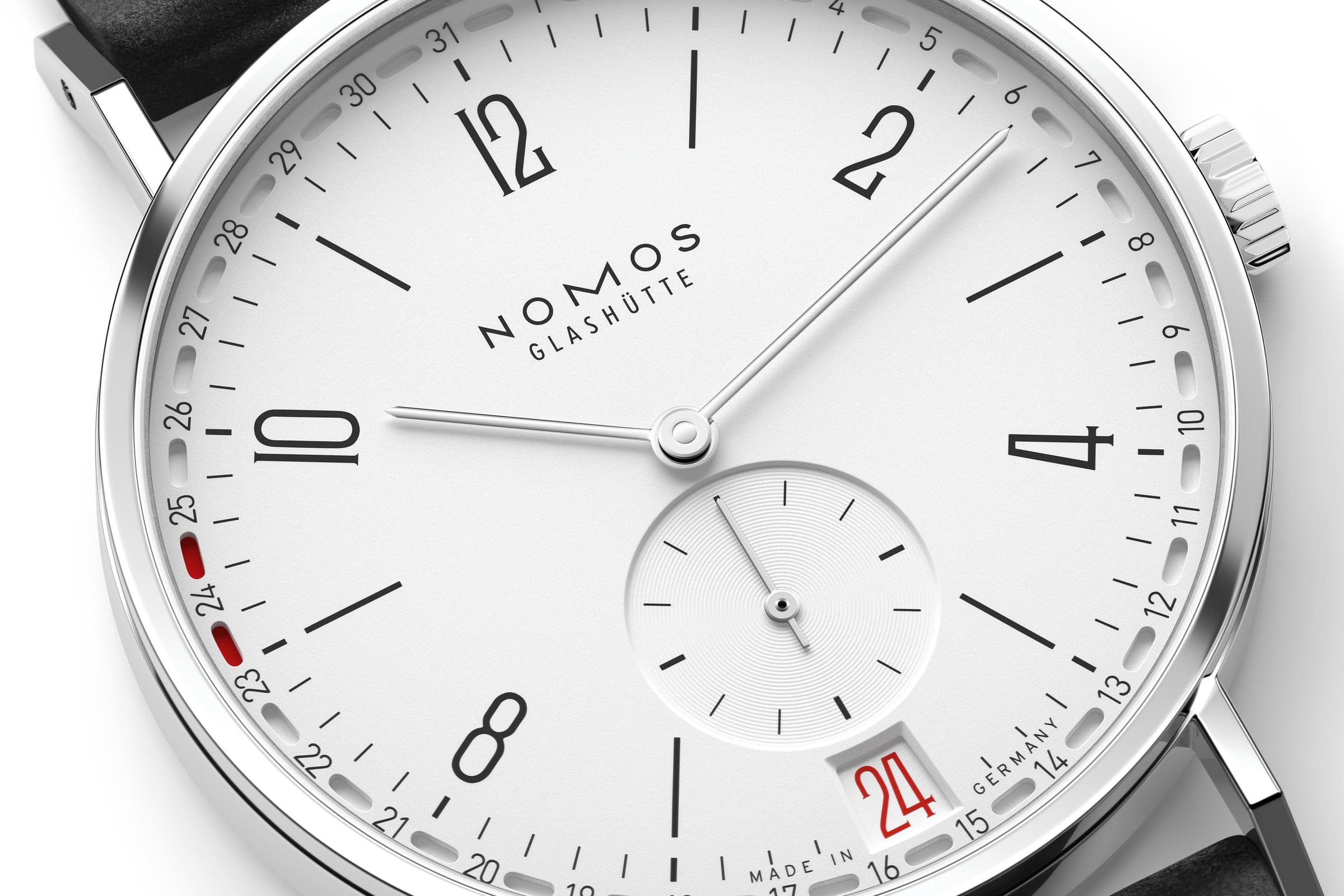 NOMOS タンジェント 2デイト 斜め画像 NOMOSGLASHÜTTE＋FORTUNE TIME 表参道ヒルズ店