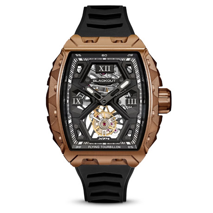 XP1 トゥールビヨン Tourbillon Titanium Rose Gold　BOXP1TBTIRGLTD　世界限定50本のスペシャルエディション。  旗艦モデルの一つである、XP1 Tourbillon Titanium、初の限定モデル。 XP1チタンモデルに、初のローズゴールド限定モデルが登場します。 グレード5チタンの頑丈さとローズゴールドの温かみのある優雅さが融合した、これまでにない予想外の組み合わせが鮮烈なコントラストを生み出します。 世界限定、僅か50本。そのうち国内の入荷は僅か4本限り。貴重な1本、まさにコレクターズアイテムです。 ルールを変えるのではなく、自分たちで作り出す。それがBLACKOUT WATCHESのスタイルです。
