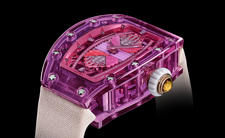 RICHARD MILLE(リシャール・ミル) 2024新作 カラーサファイアのエレガンス。リシャール・ミル「RM 07-02 オートマティック サファイア」