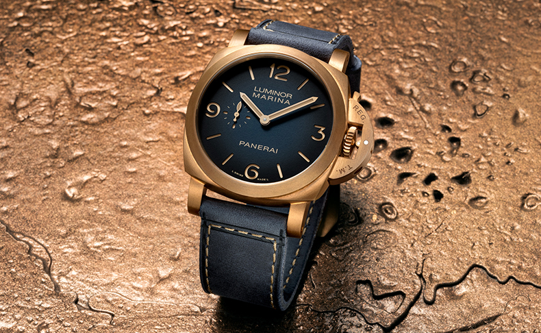 PANERAI(パネライ) 2025新作 パネライのブロンズ レガシーは象徴的なルミノール マリーナと共に続きます。パネライ「ルミノール マリーナ ブロンゾ」