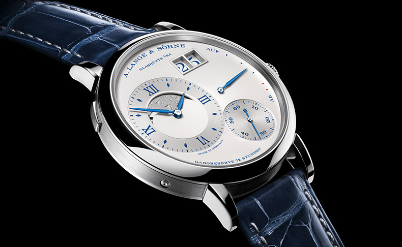 A. LANGE ＆ SÖHNE(A.ランゲ＆ゾーネ) 初めてハンドエングレービング装飾を施したムーンディスクを主役に「グランド・ランゲ1・ムーンフェイズ “25thアニバーサリー”」