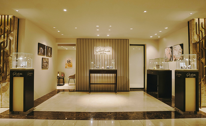 GLASHÜTTE ORIGINAL(グラスヒュッテ・オリジナル) グラスヒュッテ・オリジナル LIMITED SHOP 伊勢丹新宿店。東京の中心で紡ぐザクセン マニュファクトリー・クラフトマンシップ