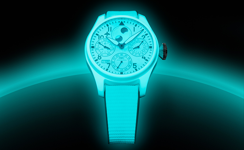 IWC(アイ・ダブリュー・シー シャフハウゼン) 2026新作 セラリューム®テクノロジーを採用した“異なる2つの表情”を持つウォッチ。IWC「ビッグ・パイロット・ウォッチ・パーペチュアル・カレンダー・セラリューム®」