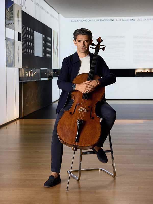 CHOPARD(ショパール) ゴーティエ・カピュソンがショパール マニュファクチュールを訪問。音楽と時計製造が共通の言語で語り合うとき