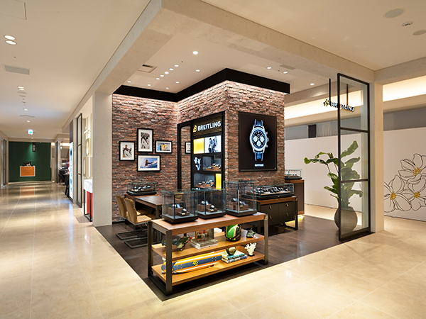 BREITLING(ブライトリング) ブライトリング、新しく生まれ変わった阪急うめだ本店 ウォッチギャラリーに西日本百貨店最大規模のブティックをオープン