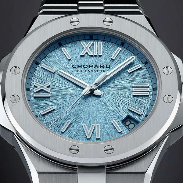 CHOPARD(ショパール) 2026新作 「アルパイン イーグル」コレクションの36mmおよび41mmモデルに新たな文字盤が登場。アルパイン・イーグル・ファウンデーションへの支援を改めて表明。ショパール「アルパイン イーグル ローヌブルー」