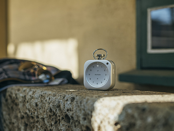 BALMUDA | バルミューダ バルミューダ「The Clock」、海外市場でも反響が広がる。韓国では100台限定の先行予約が開始から24時間で完売
