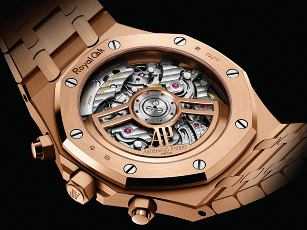 AUDEMARS PIGUET(オーデマ ピゲ) 2021新作 オーデマ ピゲから進化した「ロイヤル オーク クロノグラフ」が登場