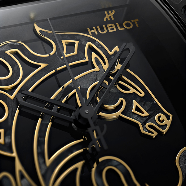 HUBLOT(ウブロ) 2026新作 旧正月を祝う特別モデル。ウブロ「スピリット オブ ビッグ・バン イヤーオブホース フロステッドカーボン」