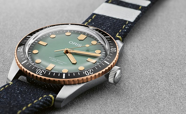 2020新作 オリスとデニムブランド「桃太郎ジーンズ」のコラボレーションウォッチが登場。「ダイバーズ65 オリスx桃太郎 特別モデル」