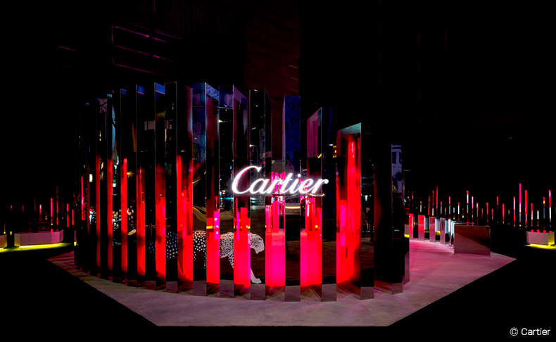 愛を祝福するモニュメントが表参道の交差点に誕生。Cartier “The Reflecting Garden”