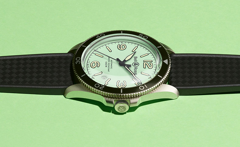 2022新作 昼夜を問わず最適な視認性。ベル＆ロス「BR 03-92 Full Lum」