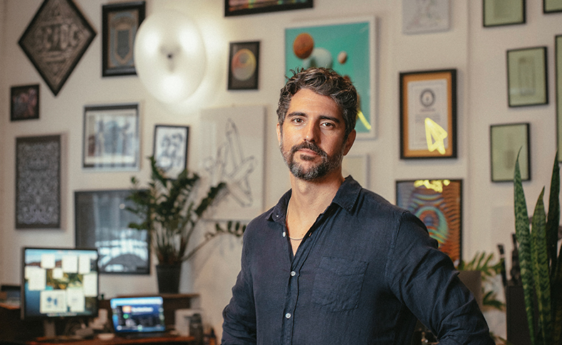 ジャガー・ルクルトがレタリングアーティストのアレックス・トロシュートとの新しいアーティスティック コラボレーションを発表