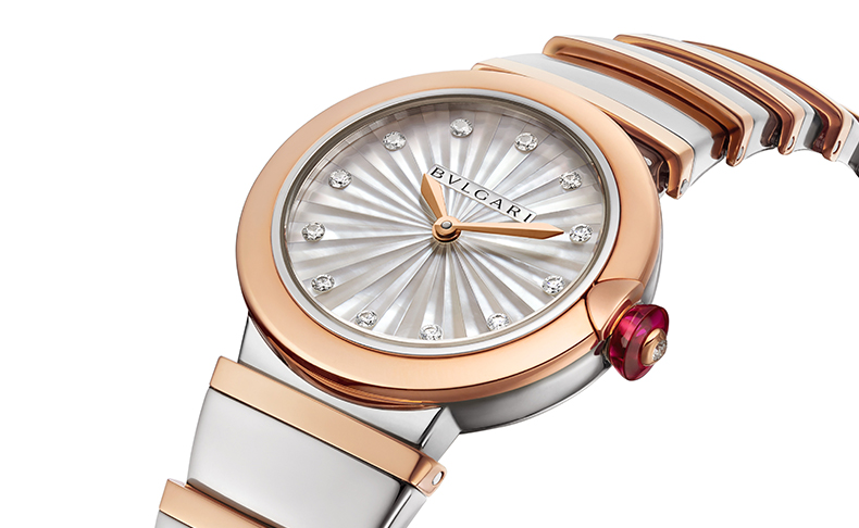 ブルガリより新作ウォッチ「ルチェア スカリエ インタルシオ 日本限定モデル」が登場