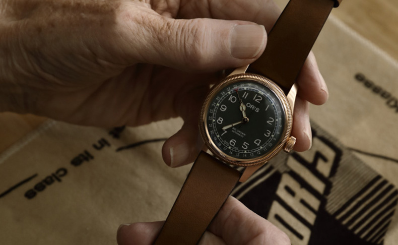 オリス オリジナルノートブックをプレゼント。全国の正規販売店にてオリスフェアを開催!