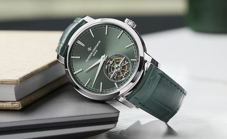2023新作 クラシカルなデザインを現代風に表現。ヴァシュロン・コンスタンタン「トラディショナル・トゥールビヨン」