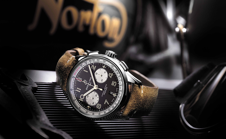 2019 BASEL新作 強固なパートナーシップを祝福。偉大な2つのブランドを映し出す「ブライトリング プレミエ ノートン エディション」