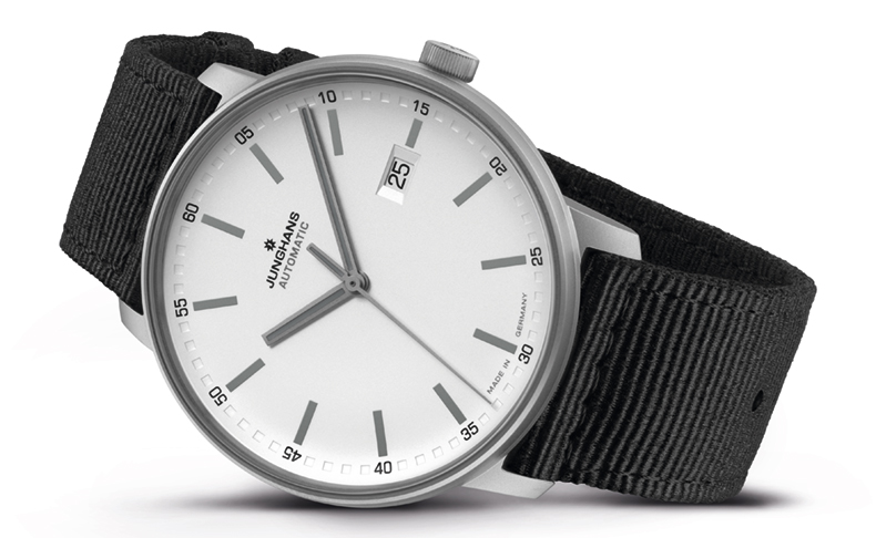 2020新作 卓越したクオリティ、無駄を削ぎ落したデザイン。ユンハンス「FORM A Titan」