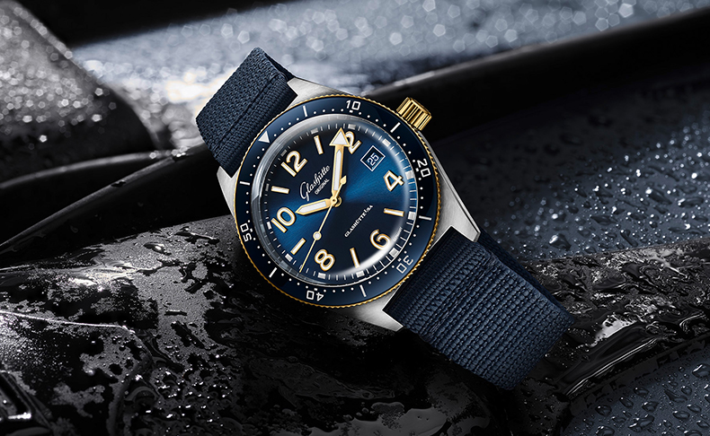 2021新作 ゴールドアワーとブルーアワーの完璧な組み合わせ。グラスヒュッテ・オリジナルがバイカラーモデルで「SeaQ」ラインを拡充