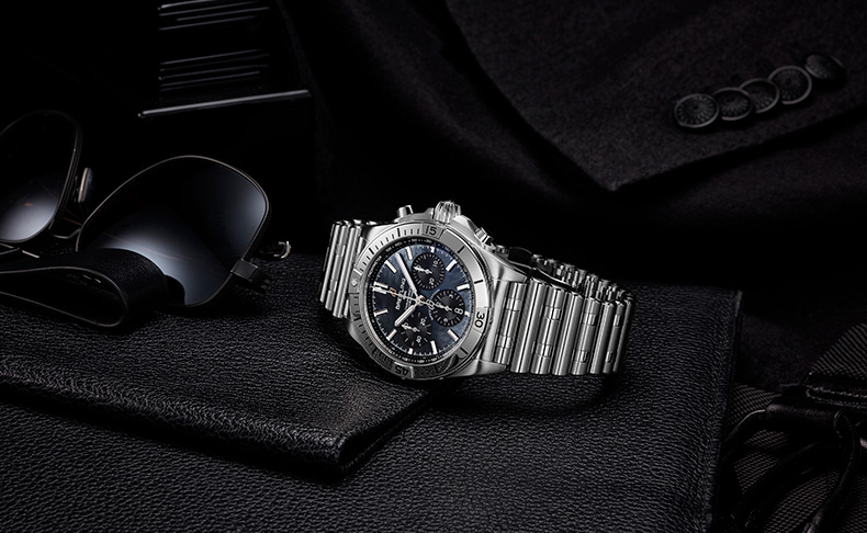 2021新作 ブライトリング「クロノマット B01 42」にブラック マザー オブ パールを配した日本限定モデルが登場