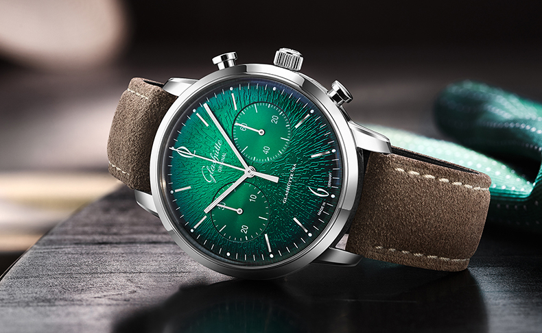 2021新作 現代のダンディな男性のためのカスタムメイド。グラスヒュッテ・オリジナル「シックスティーズ・クロノグラフ・アニュアルエディション 2021」