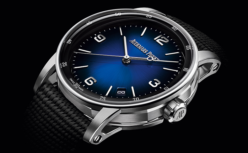 2021新作 オーデマ ピゲ「CODE 11.59 バイ オーデマ ピゲ」にスモークブルーが新たに登場
