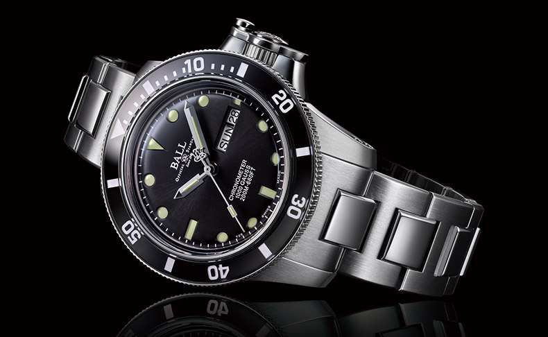 ボール ウォッチのアイコニックピースが15周年アニバーサリーモデルを発表「エンジニアハイドロカーボン オリジナル」