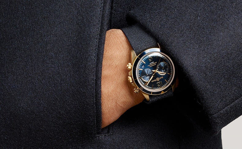 2020プレバーゼル新作 海軍航空隊のクロノグラフの伝統を受け継ぐ。ベル＆ロス「BRV2-94 AÉRONAVALE BRONZE」