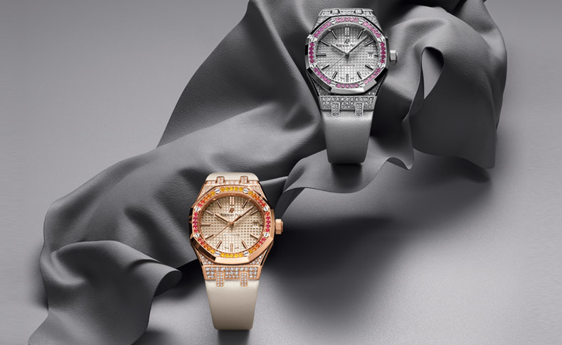 2021新作 新色とジェムストーンの思いきった組み合わせ。オーデマ ピゲ「ロイヤル オーク オートマティック 37ミリ」