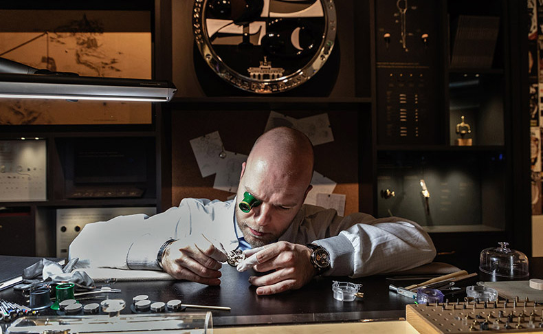 ハイコンプリケーション“実用化”の謎を追う。