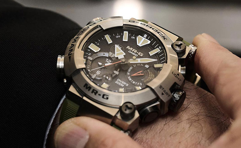 EDGEオーナーが語る MR-G FROGMANの魅力と 「プレミアム プロダクションライン」の価値｜G-SHOCK MRG-BF1000RG-3AJR フロッグマン