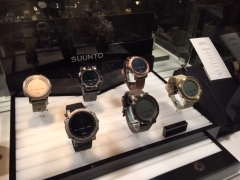 SUUNTO(スント)
